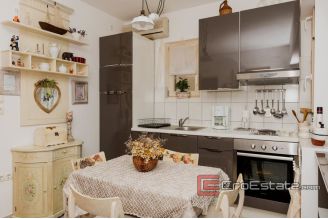 20 2021 218 Sibenik house seafront for sale