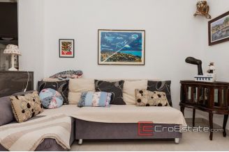 20 2021 218 Sibenik house seafront for sale