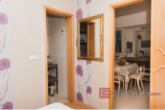 20 2021 218 Sibenik house seafront for sale