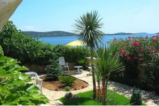 019 2022 209 rogoznica house with sea view for sale