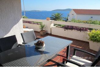 019 2022 209 rogoznica house with sea view for sale