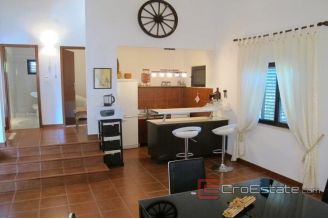 019 2022 209 rogoznica house with sea view for sale