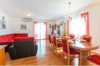 020 2022 213 kastela seaview villa with pool for sale