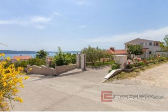 020 2022 213 kastela seaview villa with pool for sale
