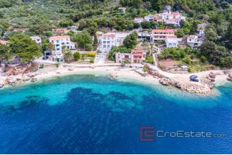 015 2016 400 near makarska semi detached house seafront for sale