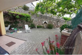 015 2016 400 near makarska semi detached house seafront for sale