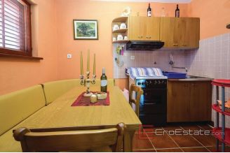 015 2021 228 near rogoznica holiday house for sale
