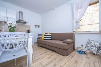 20 2019 70 Trogir stone house for sale