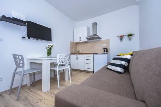 20 2019 70 Trogir stone house for sale