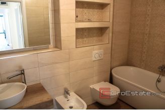 10 2021 191 Trogir area apartment sea front for sale