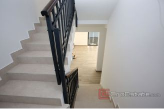 020 2021 194 rogoznica new villa for sale