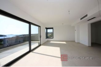 020 2021 194 rogoznica new villa for sale
