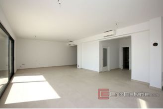 020 2021 194 rogoznica new villa for sale