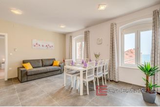 15 2018 138 Split apartment sea view for sale