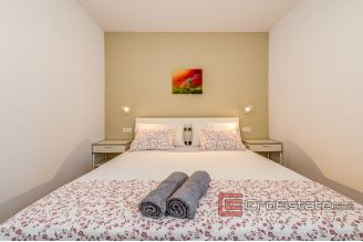 15 2018 138 Split apartment sea view for sale