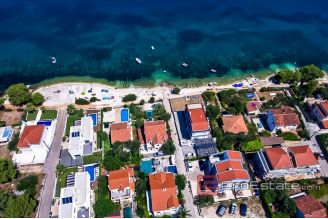 16 2021 196 Ciovo house sea view for sale