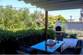 16 2021 196 Ciovo house sea view for sale