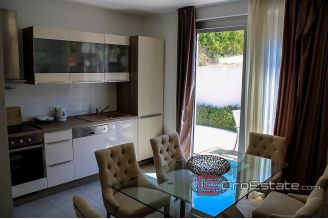 16 2021 196 Ciovo house sea view for sale