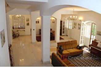 018 2021_197 seafront villa Primosten1