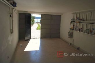 018 2021_197 seafront villa Primosten1