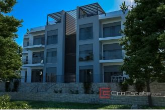 06 2021 199 Ciovo apartments sea front for sale