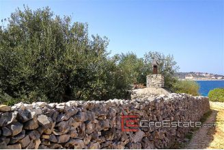 3649 30 rogoznica house first row 016