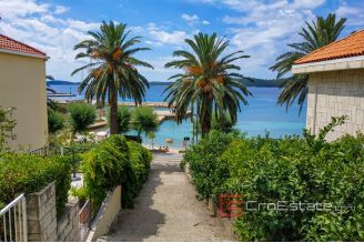 17 4971 30 Peljesac apartment for sale