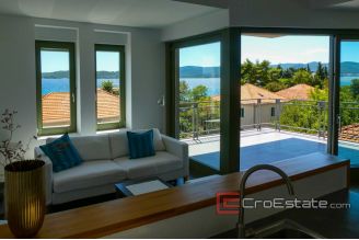 16 4972 30 Peljesac house for sale