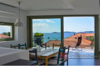 16 4972 30 Peljesac house for sale