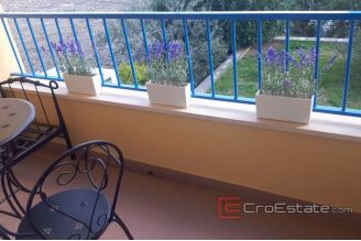 008 2025 01 split modern one bedroom apartment for sale