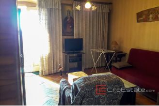 06 2026 03 Split apartment for sale