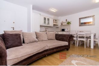 10 2026 07 Split apartment for sale