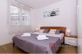 10 2026 07 Split apartment for sale