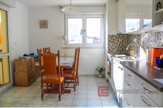 12 2024 75 Split apartment sea view for sale