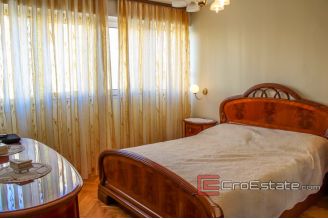 12 2024 75 Split apartment sea view for sale