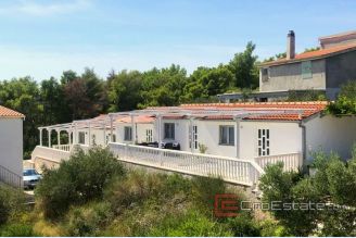 001 2021 240 island brac apartment house for sale