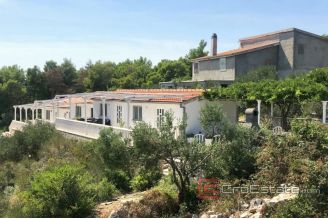 007 2021 240 island brac apartment house for sale