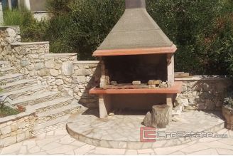 007 2021 240 island brac apartment house for sale