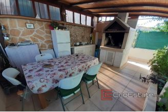 12 2016 424 Brac apartment sea view for sale