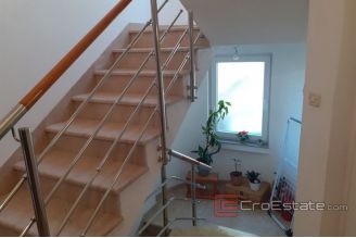 020 2021 239  near rogoznica family house for sale