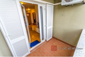 11 2025 35 Brac apartment for sale