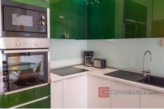 13 2025 34 Split apartment for sale