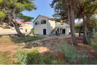 016 2016 421 near zadar seafront house for sale