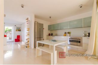 20 2013 99 Hvar villa sea view for sale