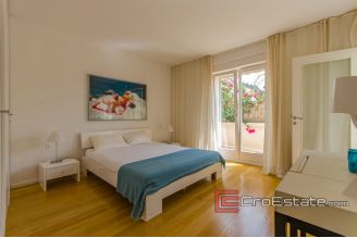 20 2013 99 Hvar villa sea view for sale
