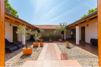 20 2025 33 Small island villa seafront for sale