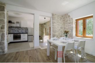 020 2021 236 near zadar luxury stone villa for sale