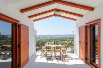 020 2021 236 near zadar luxury stone villa for sale