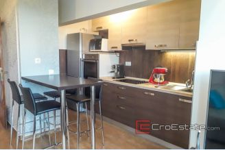 01 2026 45 Split apartment for sale