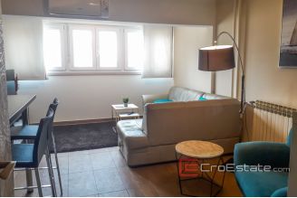 09 2026 45 Split apartment for sale